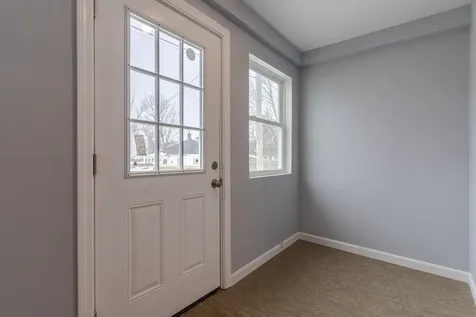 33 Linden Street Rochester NH 03867