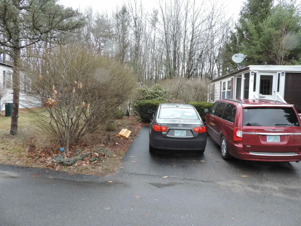 13 S Blueberry Lane Rochester NH 03867