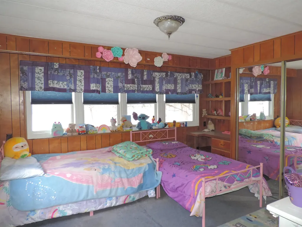 13 S Blueberry Lane Rochester NH 03867