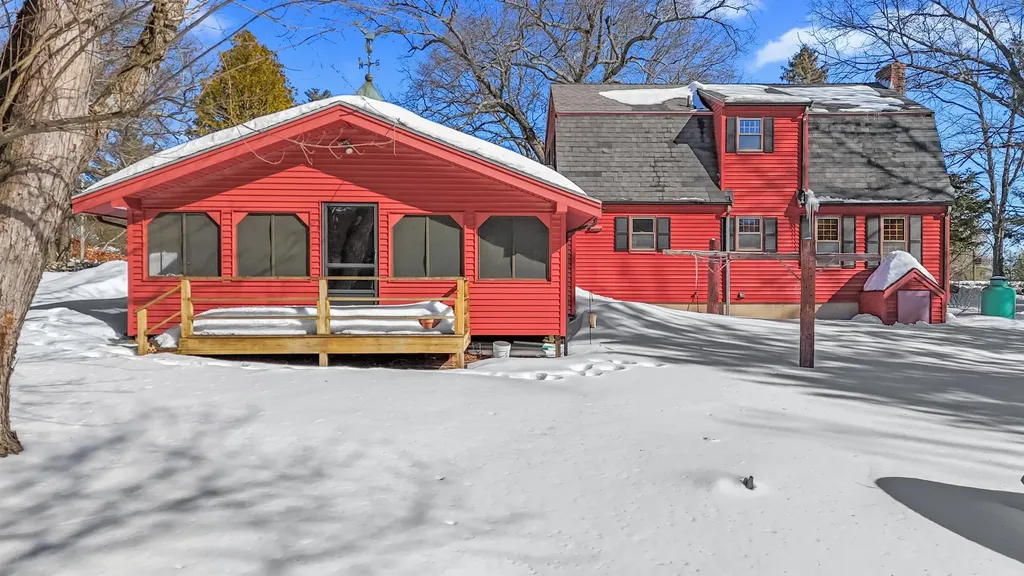 40 Meditation Lane Atkinson NH 03811