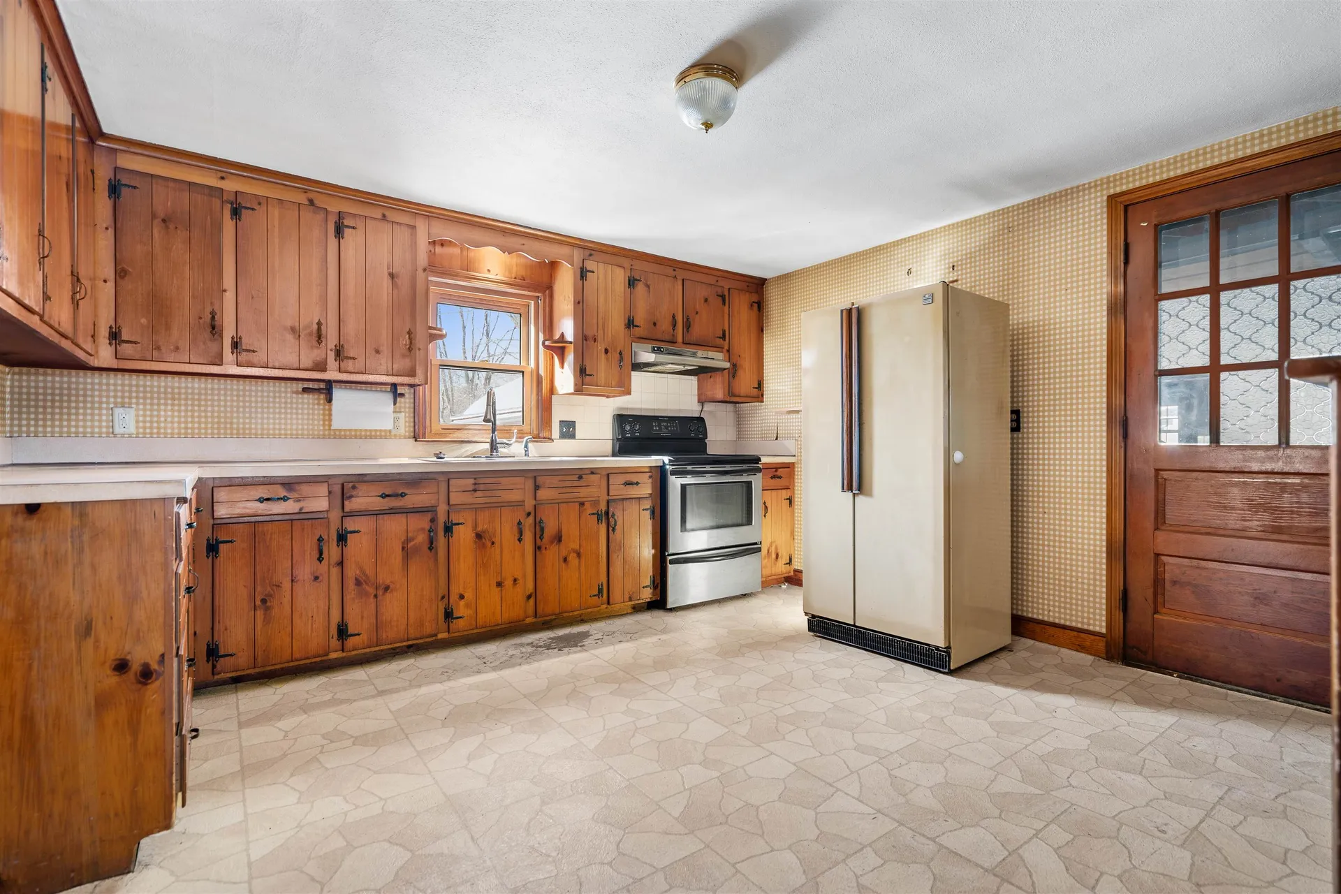 40 Meditation Lane Atkinson NH 03811