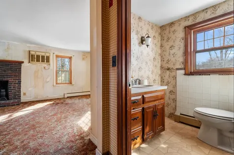 40 Meditation Lane Atkinson NH 03811