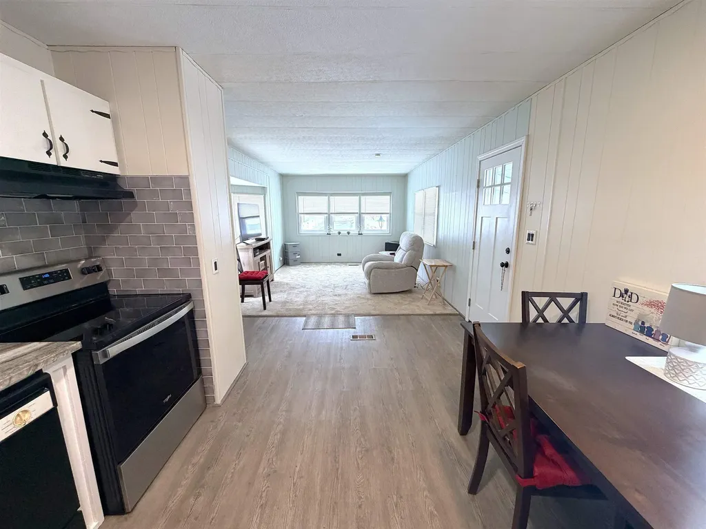 614 Canterbury Drive Exeter NH 03833