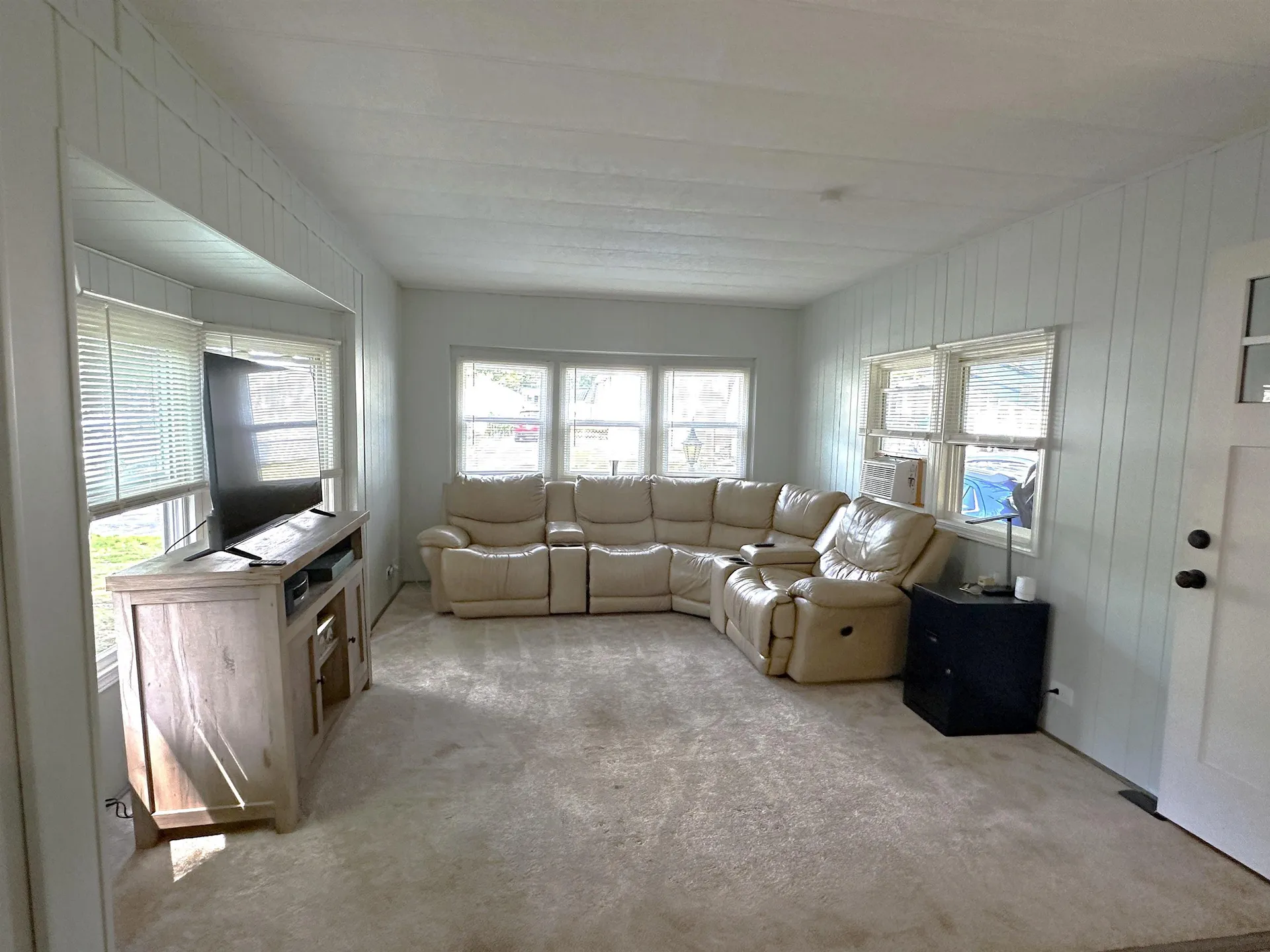 614 Canterbury Drive Exeter NH 03833