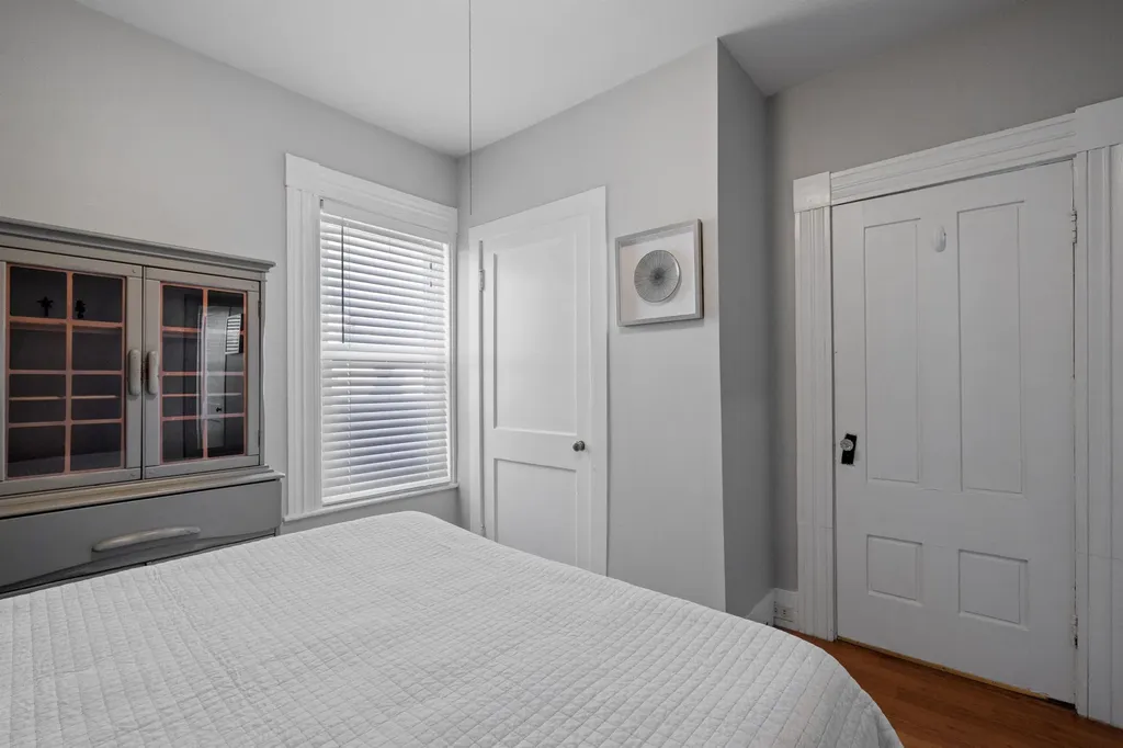 526 Hevey Street Manchester NH 03102