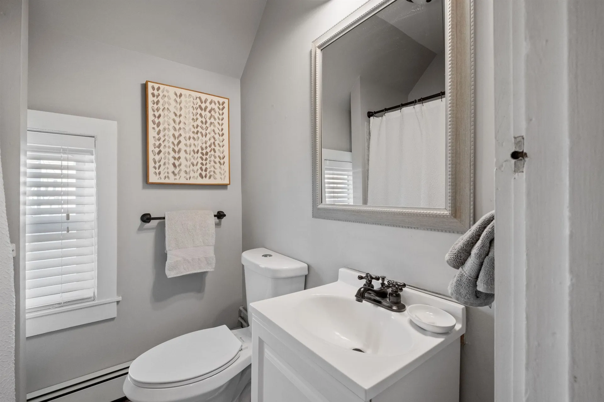 526 Hevey Street Manchester NH 03102