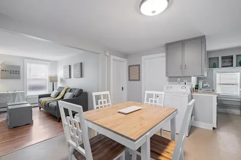 526 Hevey Street Manchester NH 03102