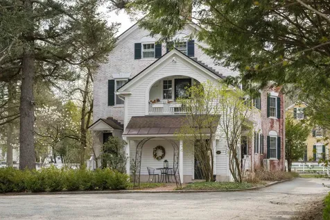 39 Elm Street Woodstock VT 05091