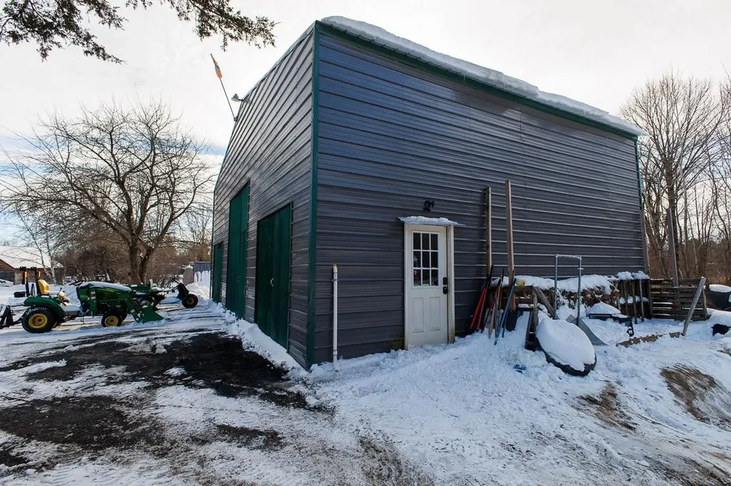 17 Kayak Road Grand Isle VT 05458