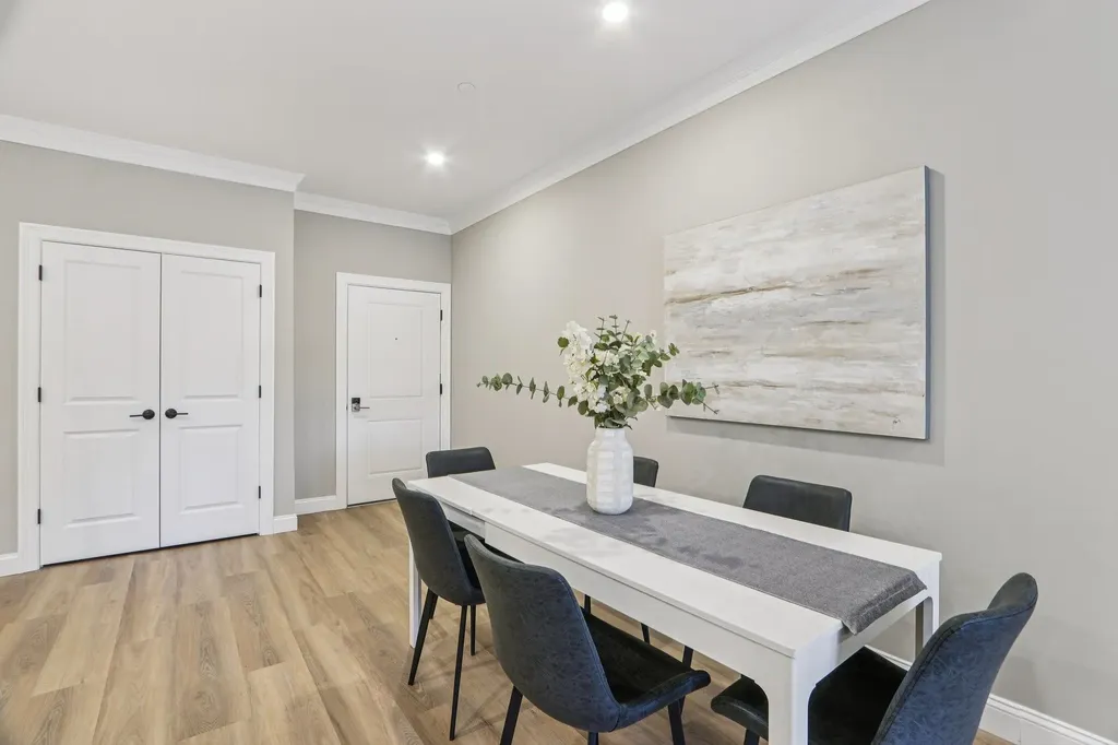 10100 S Willow Street Manchester NH 03103