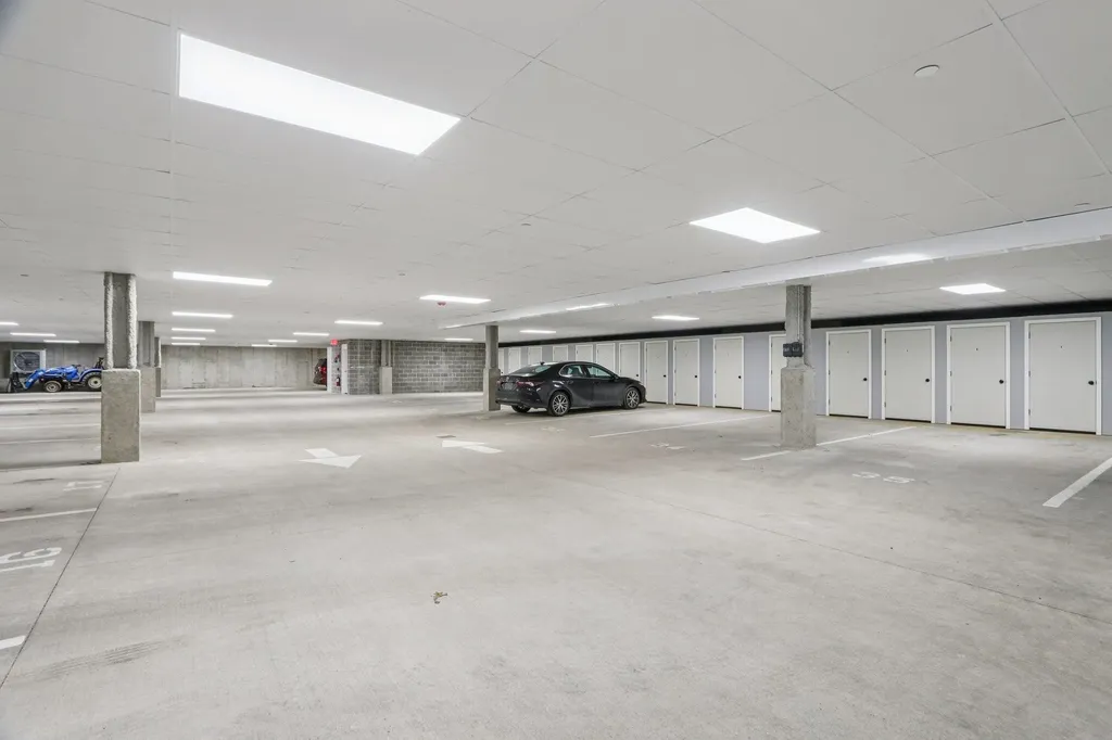 10100 S Willow Street Manchester NH 03103