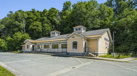 626 Broad Street Lyndon VT 05851