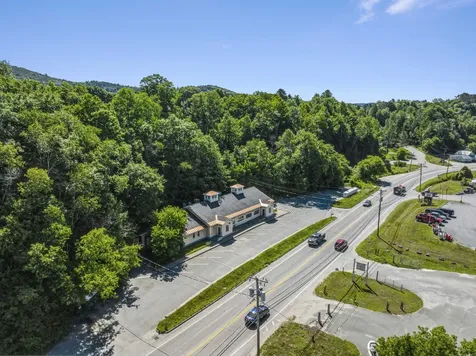 626 Broad Street Lyndon VT 05851