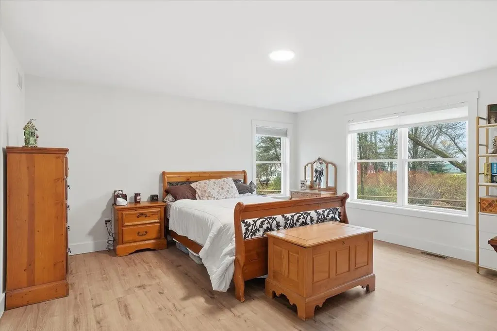 55-57 Lefebvre Lane Williston VT 05495