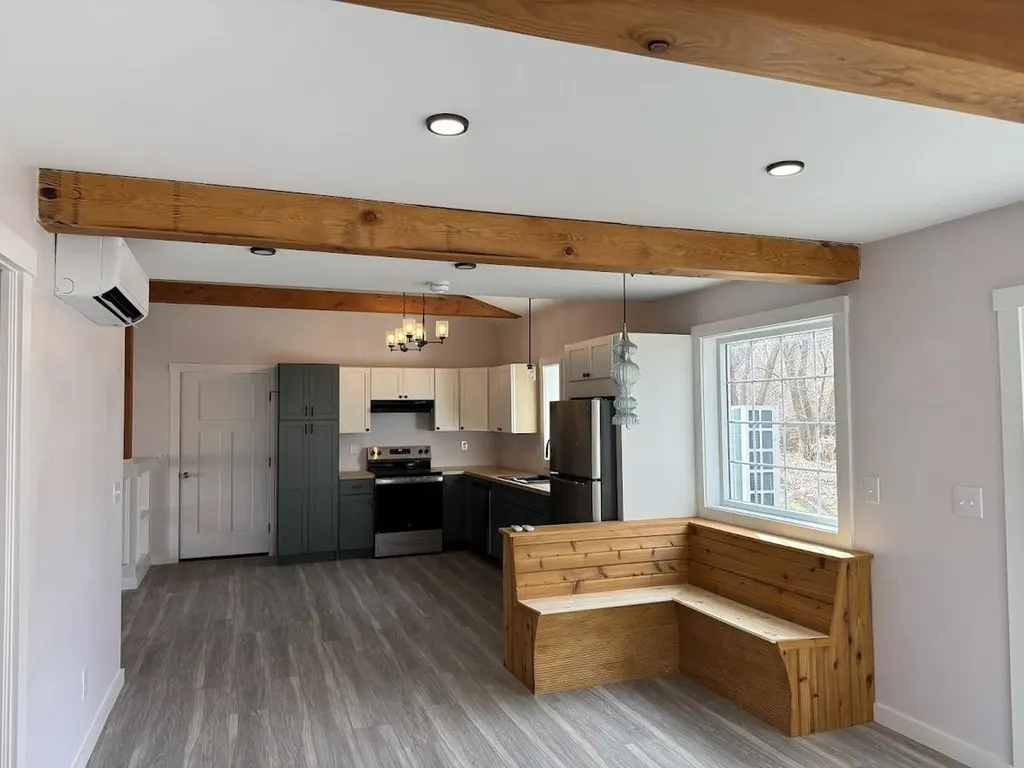 55-57 Lefebvre Lane Williston VT 05495