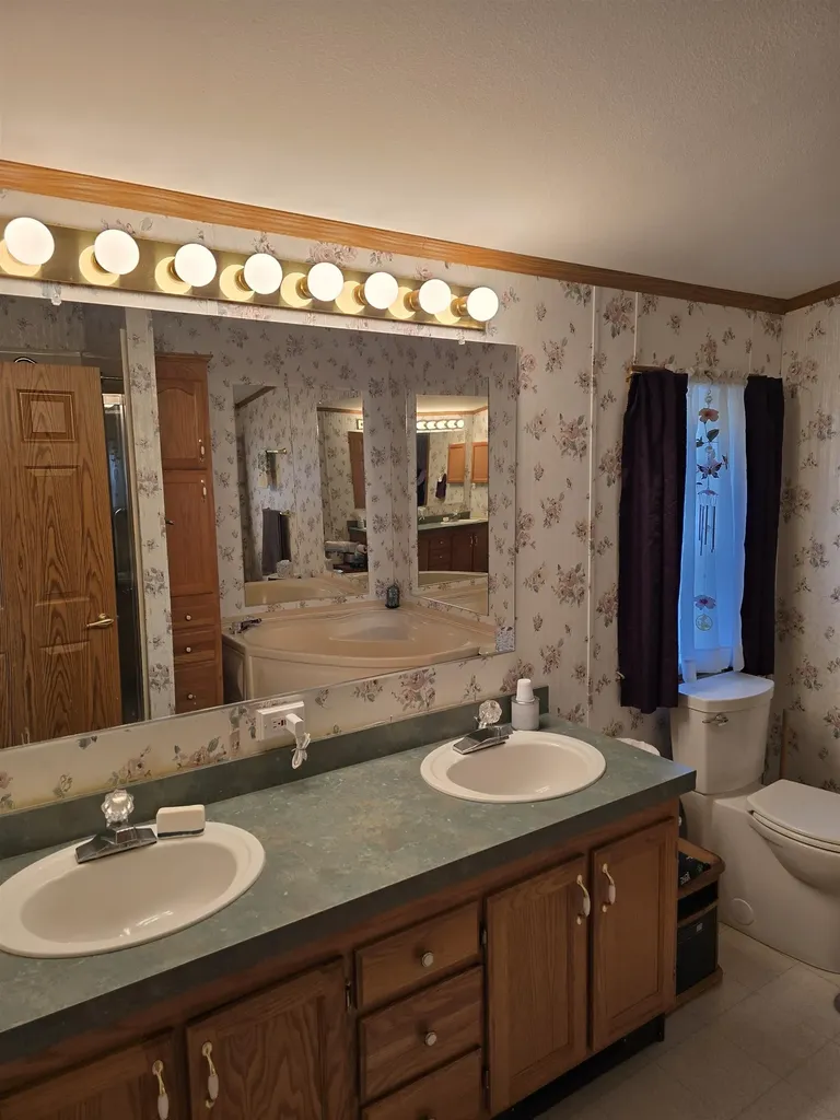 31 Magnolia Lane Belmont NH 03220