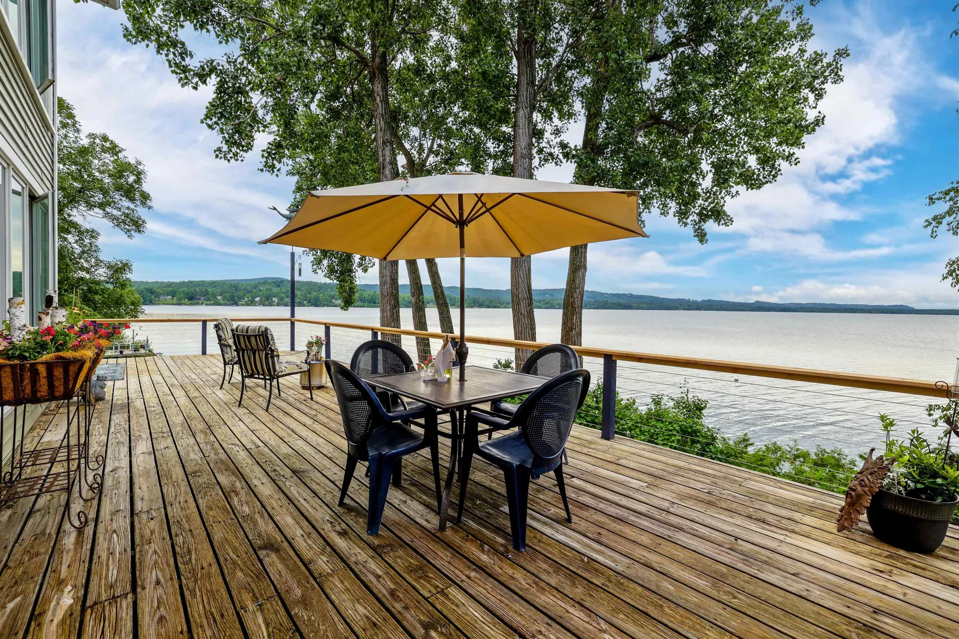 130 Lands End Road Derby VT 05829