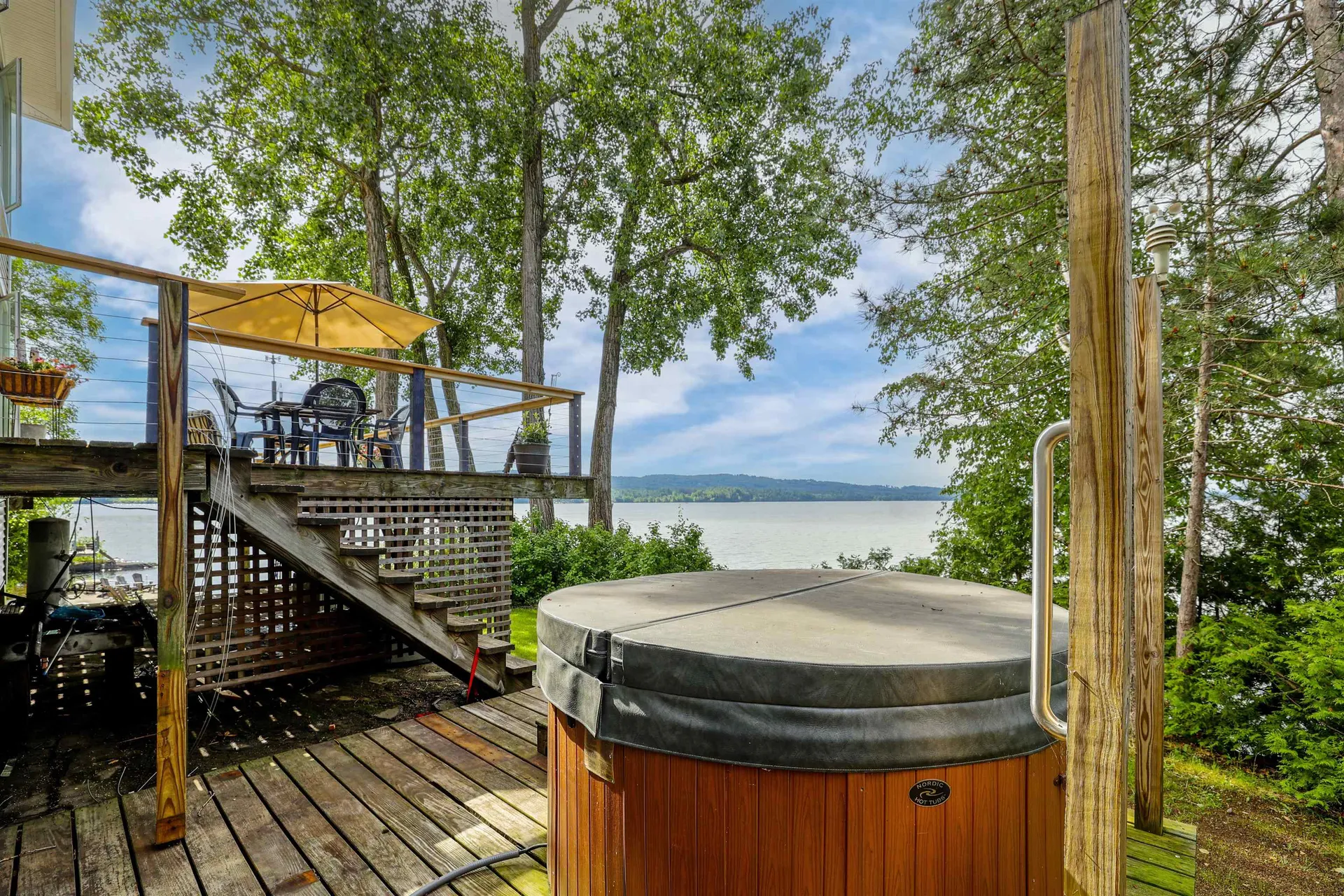 130 Lands End Road Derby VT 05829