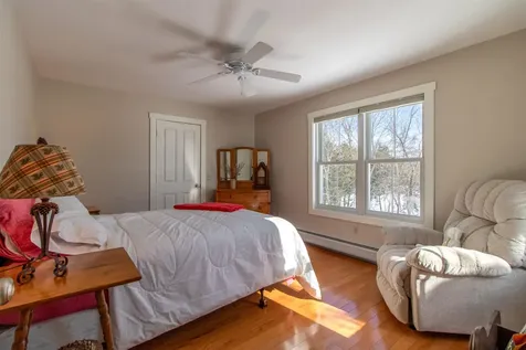 130 Lands End Road Derby VT 05829