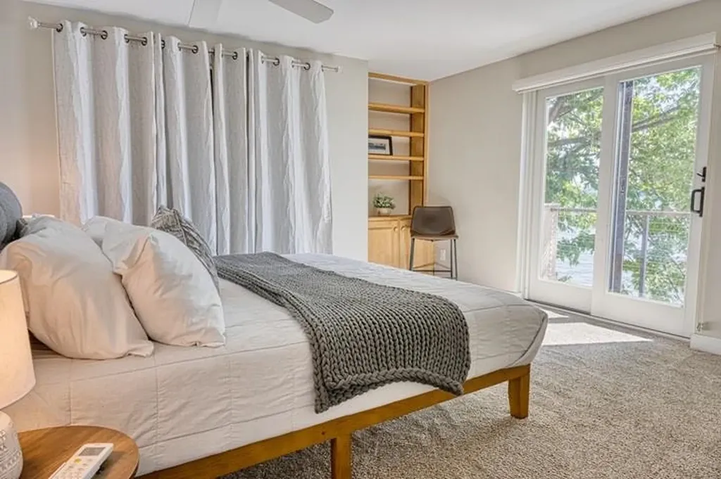 2214 Porters Point Road Colchester VT 05446