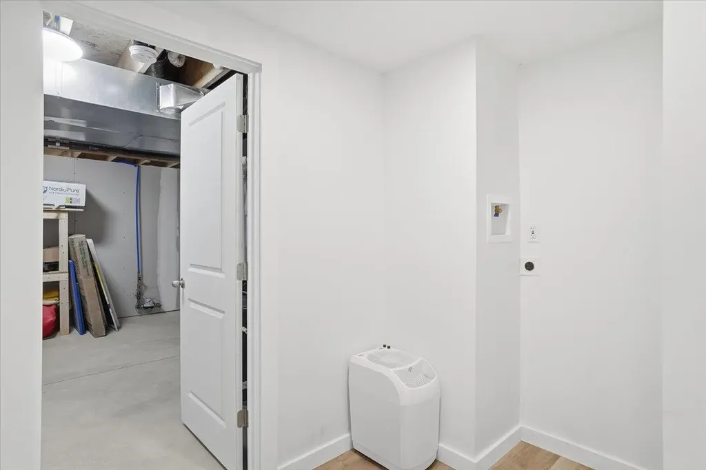 55-57 Lefebvre Lane Williston VT 05495