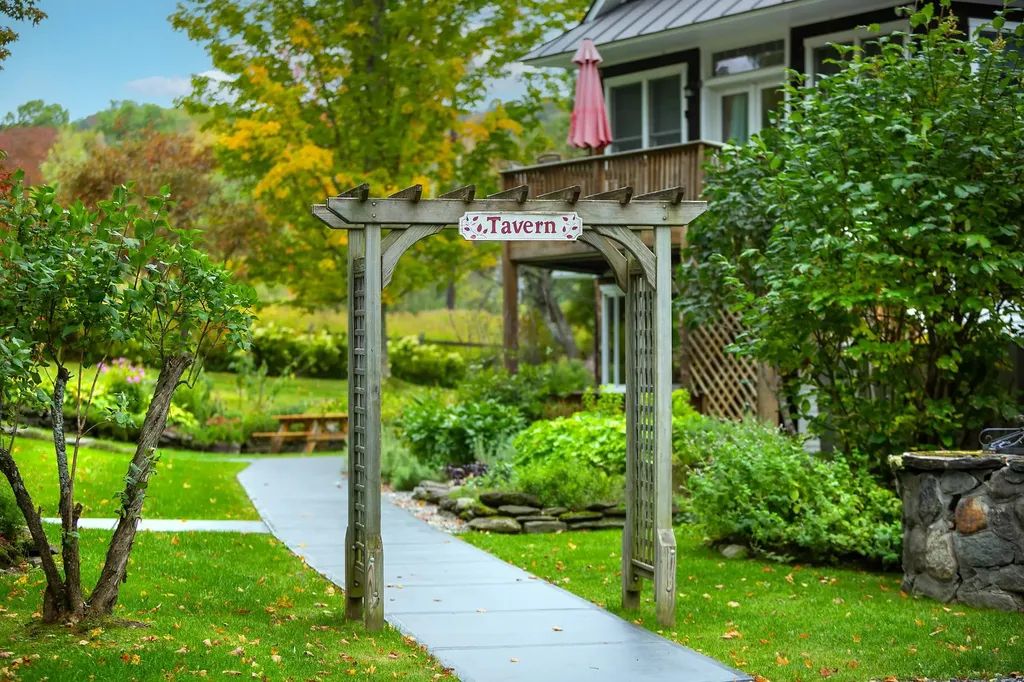 5518 Route 12 Barnard VT 05031