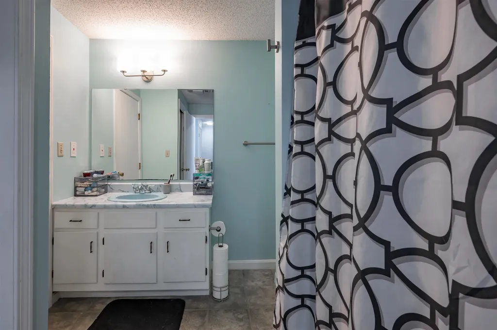 21 Arlington Street Merrimack NH 03054