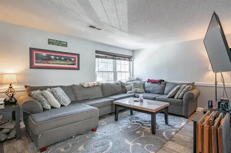 21 Arlington Street Merrimack NH 03054