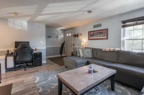 21 Arlington Street Merrimack NH 03054