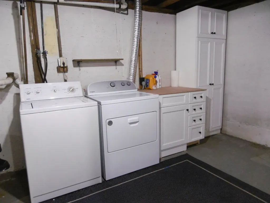 7 Seabee Street Bedford NH 03110