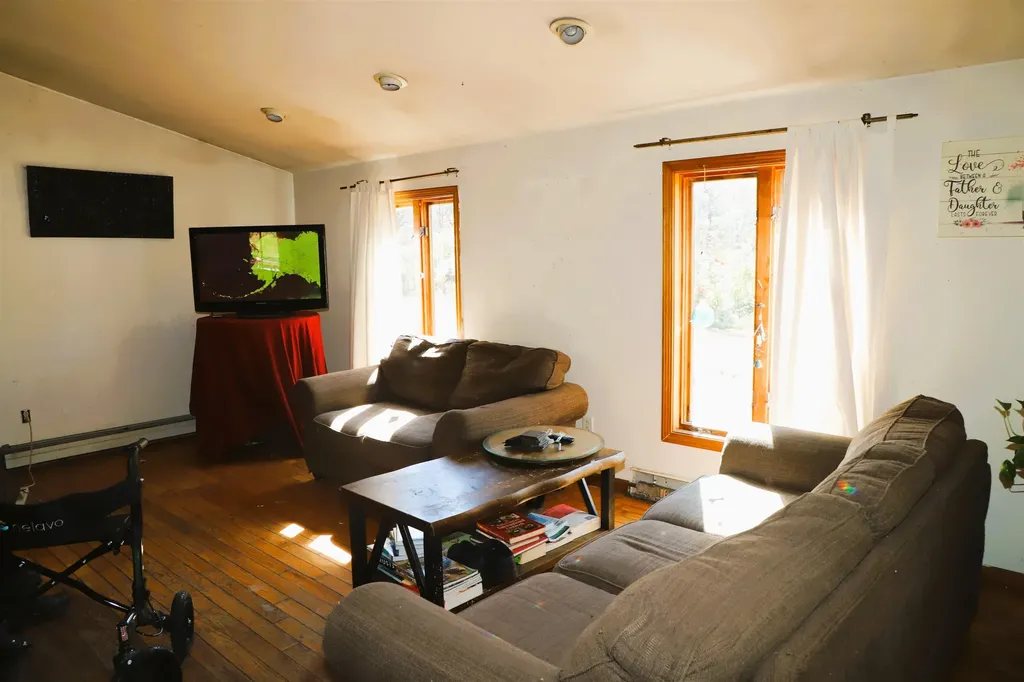 85 Parker Hill Road Rockingham VT 05101