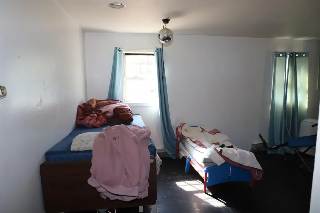 85 Parker Hill Road Rockingham VT 05101