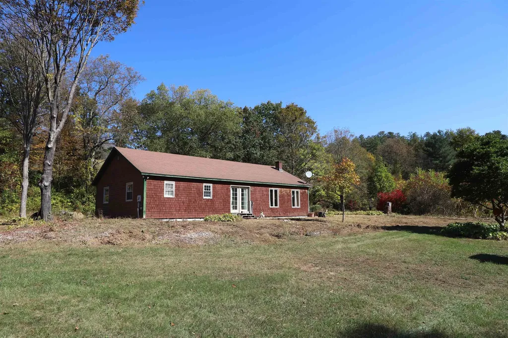 85 Parker Hill Road Rockingham VT 05101