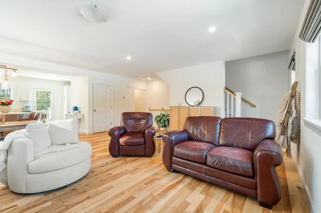 62 Green Road Newmarket NH 03857