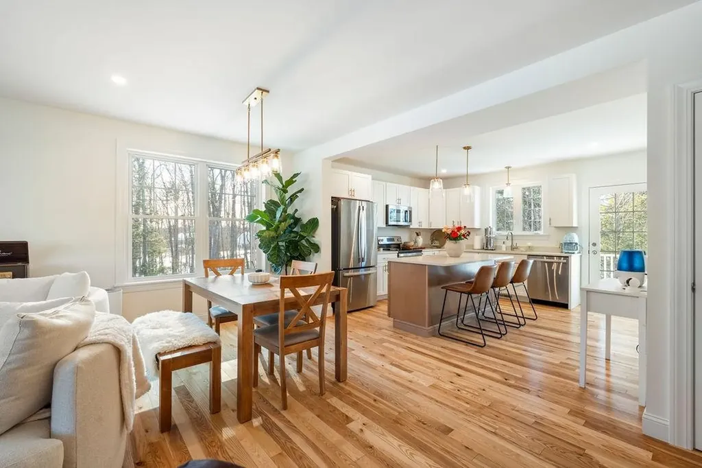 62 Green Road Newmarket NH 03857