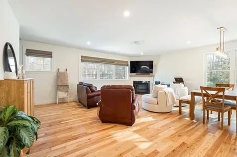 62 Green Road Newmarket NH 03857