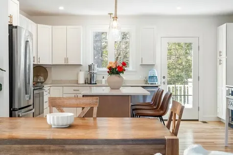 62 Green Road Newmarket NH 03857