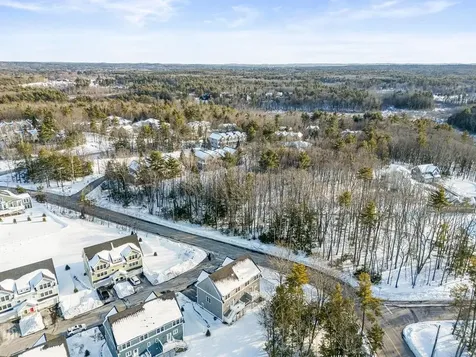 62 Green Road Newmarket NH 03857