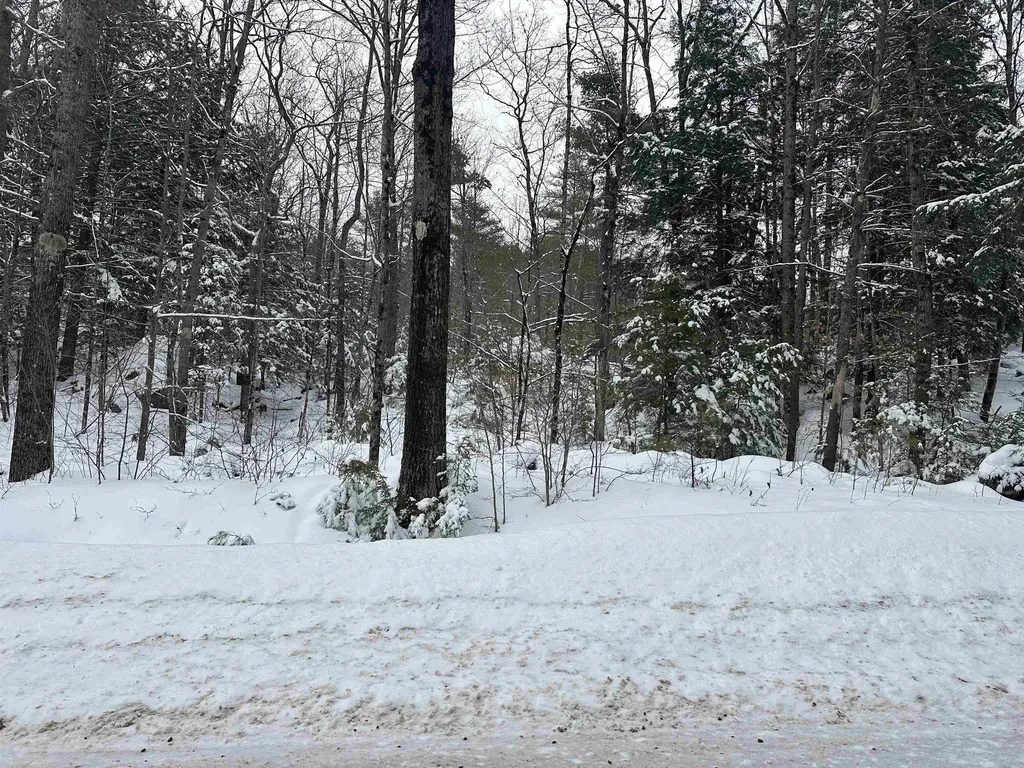 00 North Road Sutton NH 03260