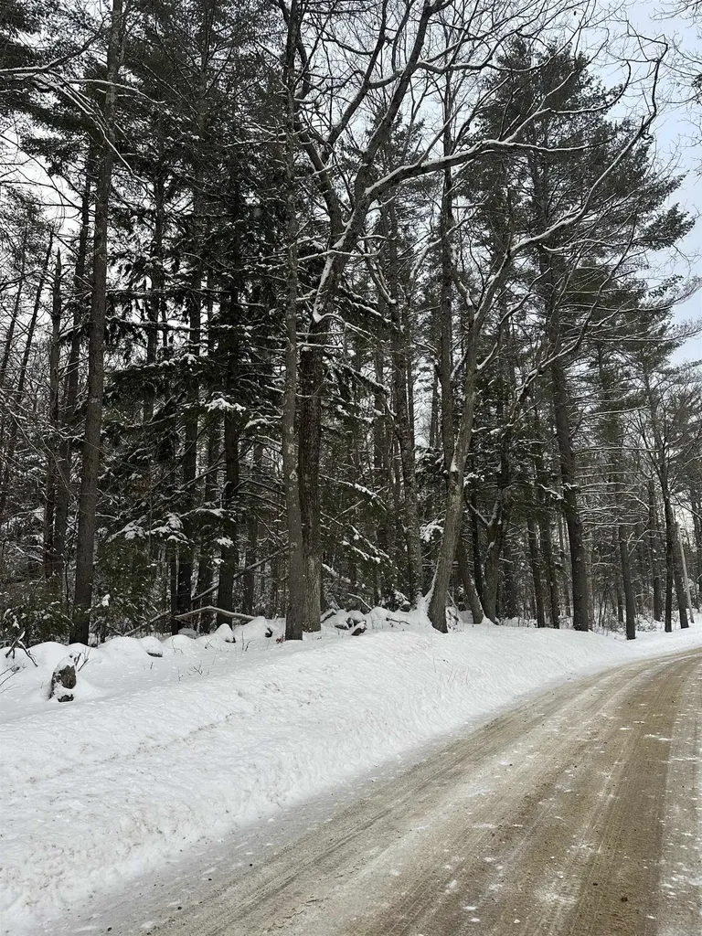 00 North Road Sutton NH 03260