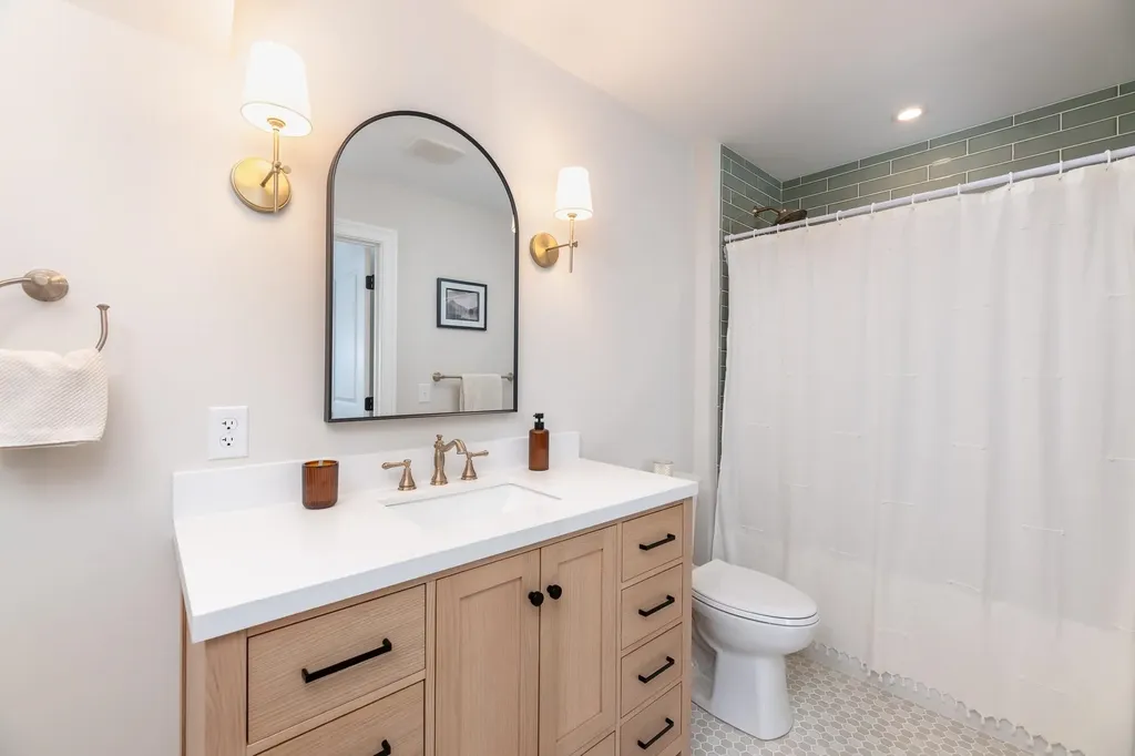 47 Clover Ridge Road Meredith NH 03253