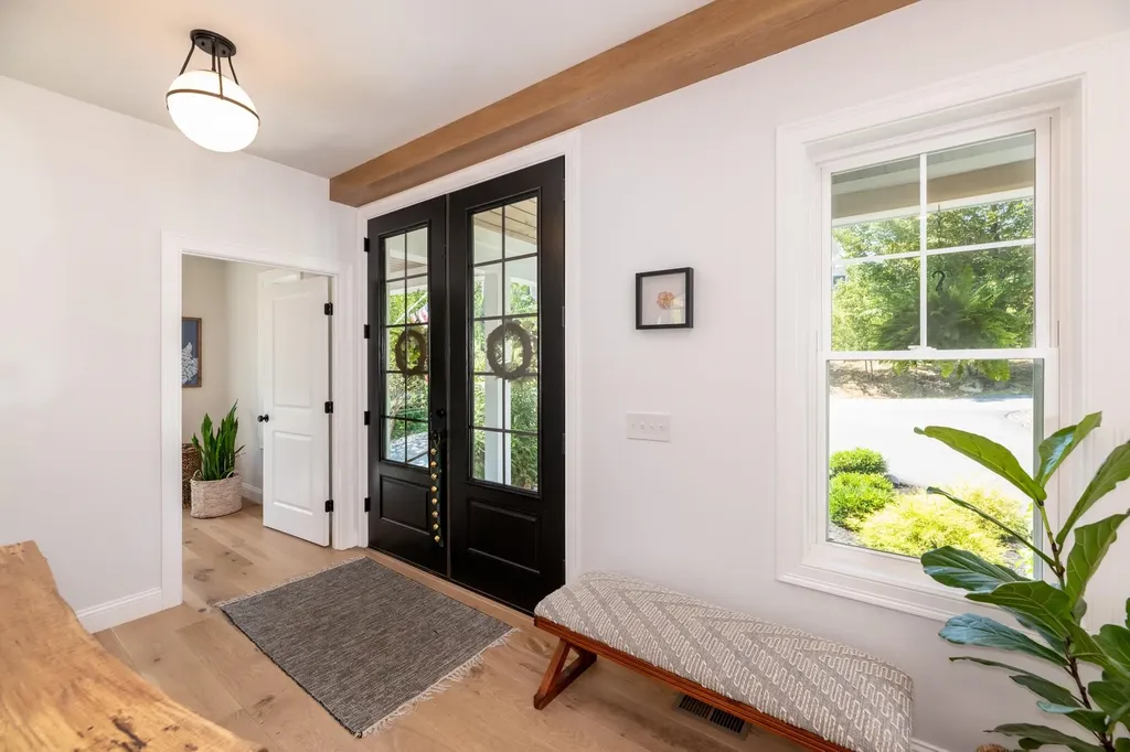 47 Clover Ridge Road Meredith NH 03253