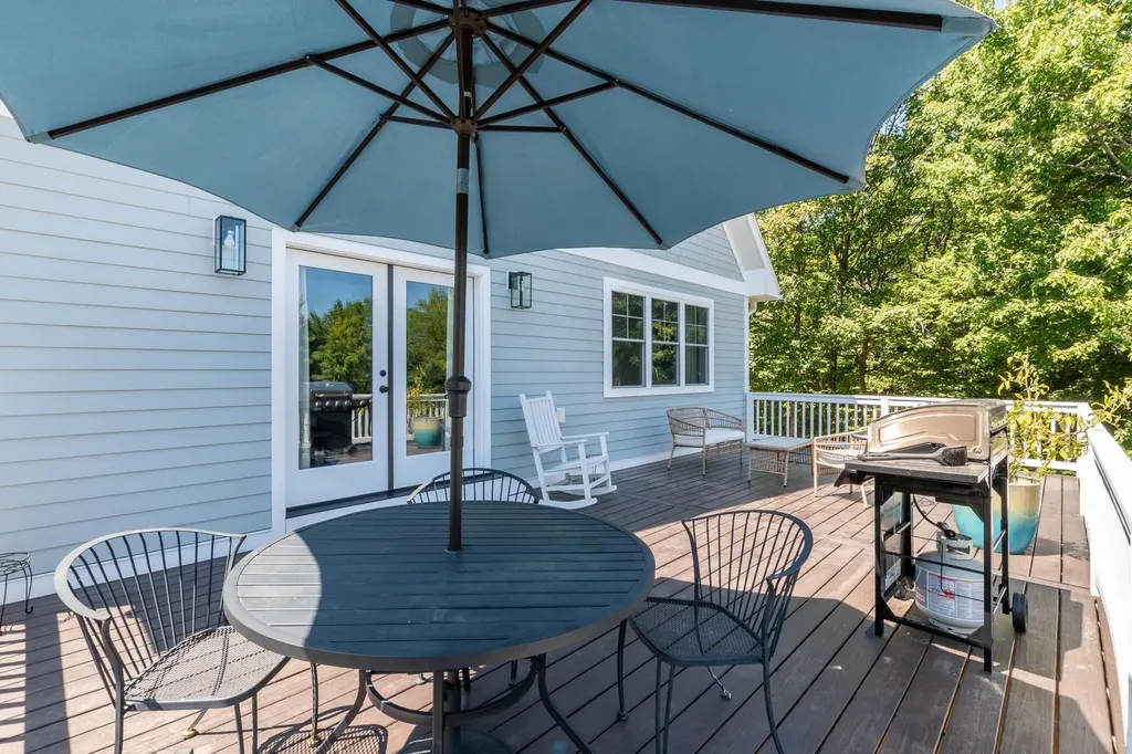 47 Clover Ridge Road Meredith NH 03253