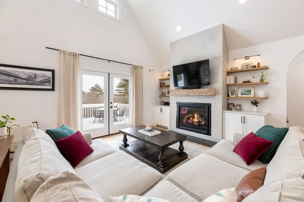 47 Clover Ridge Road Meredith NH 03253