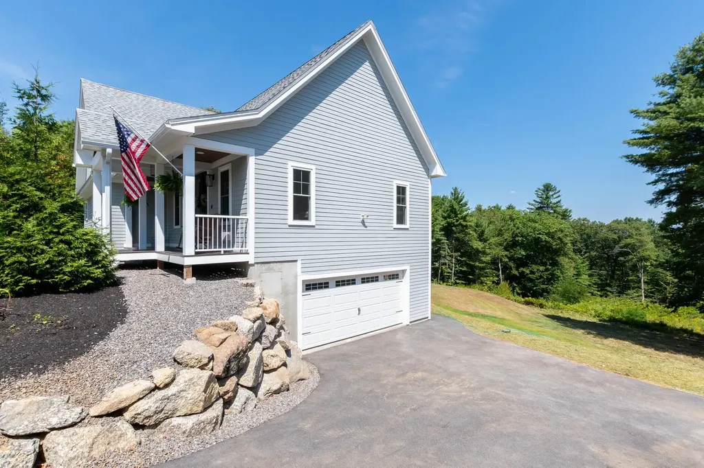 47 Clover Ridge Road Meredith NH 03253