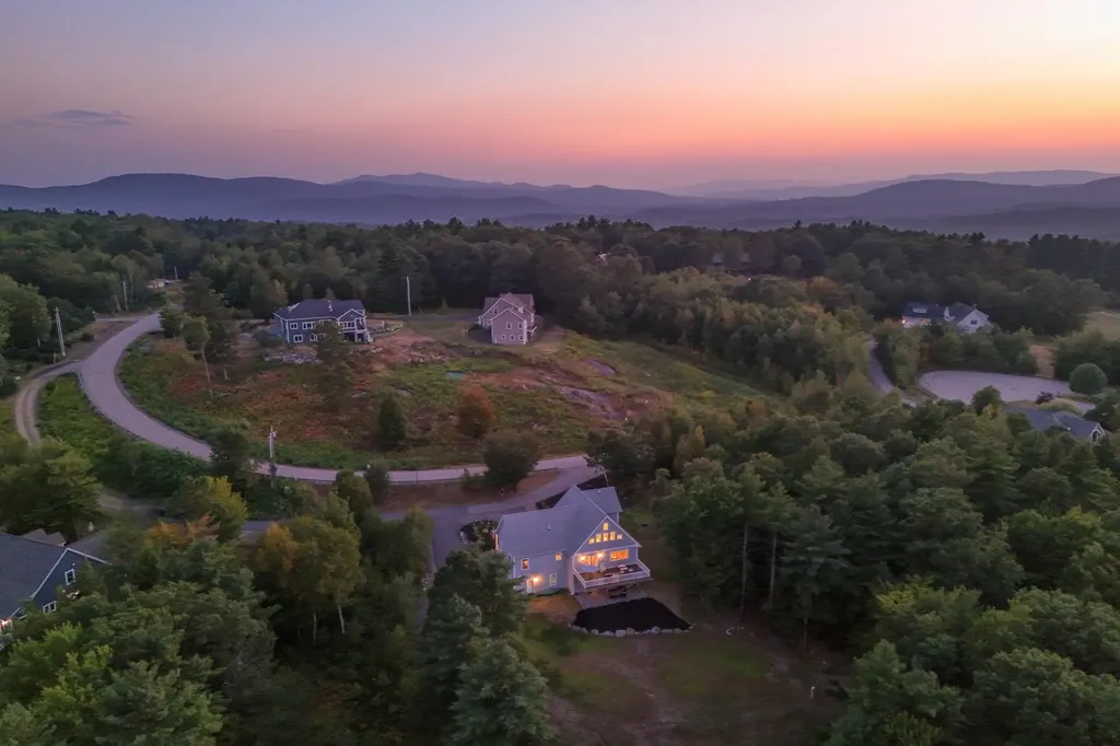 47 Clover Ridge Road Meredith NH 03253