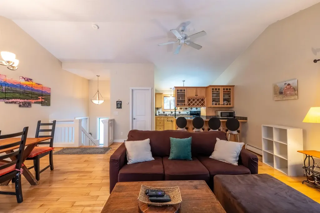 1299 Quechee Main Street Hartford VT 05059