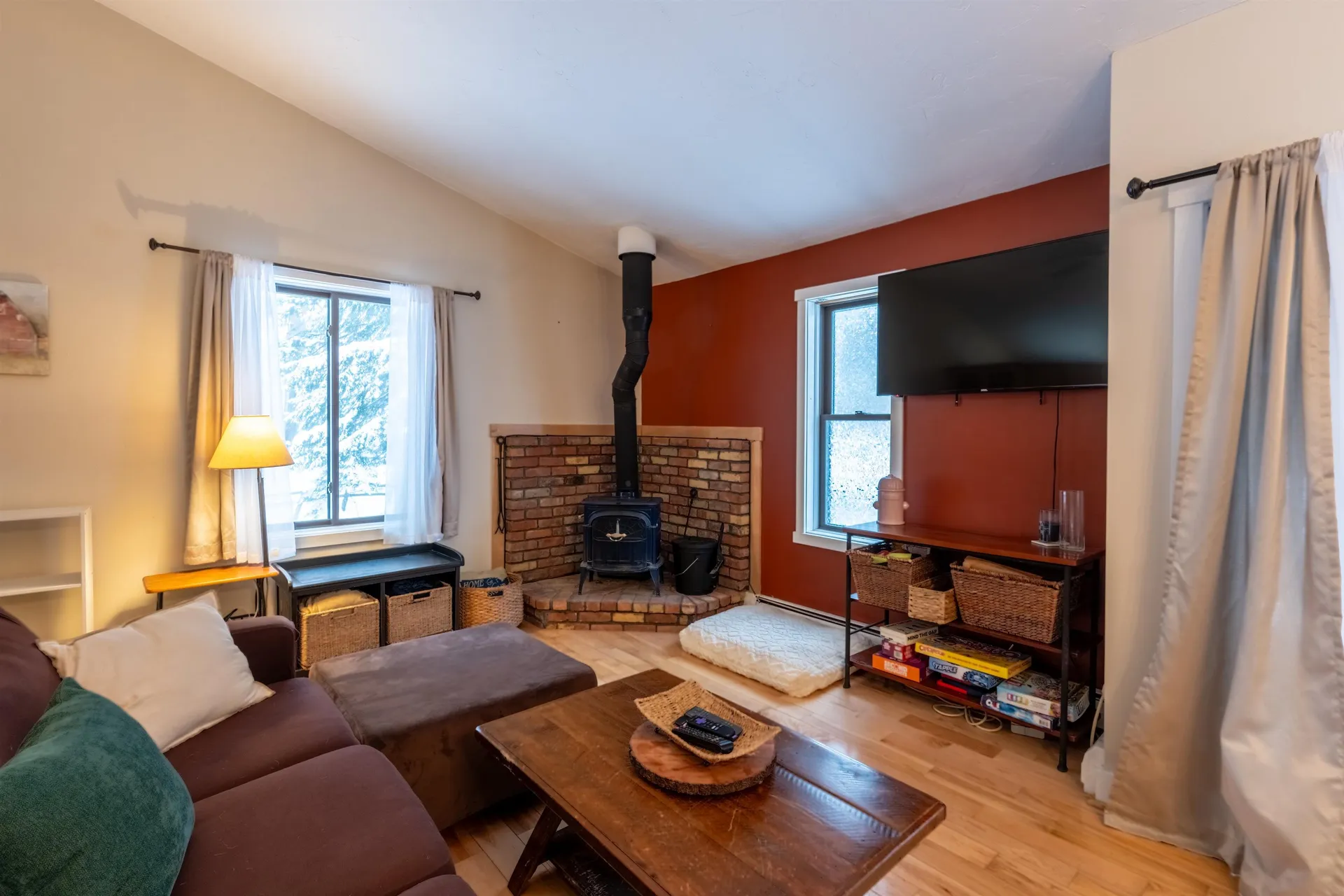 1299 Quechee Main Street Hartford VT 05059