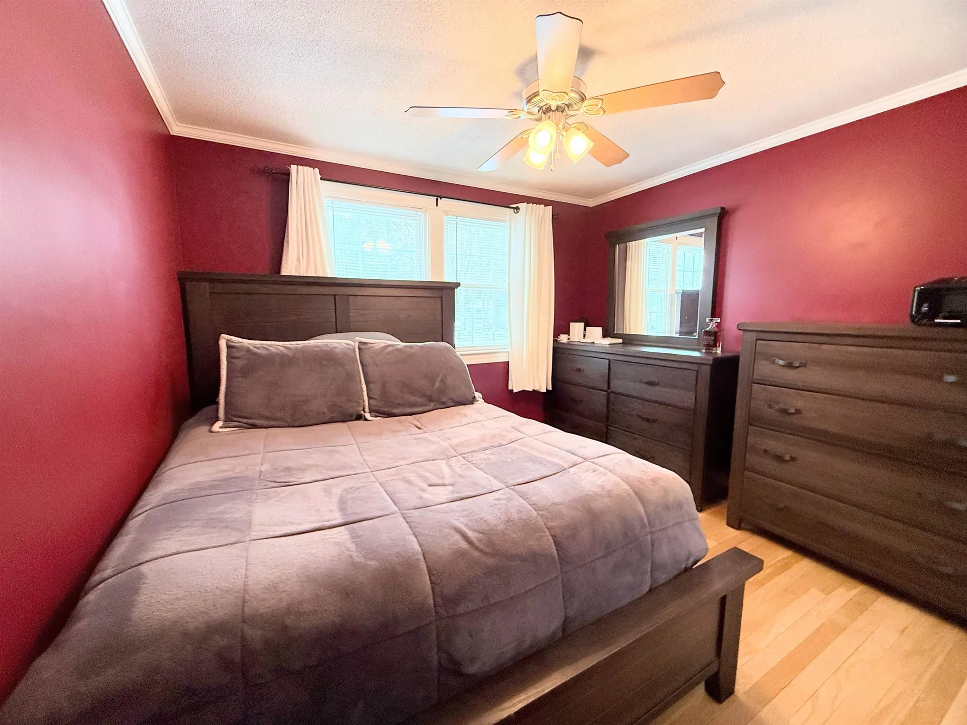 15 Dover Street Nashua NH 03063