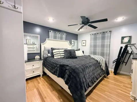 15 Dover Street Nashua NH 03063